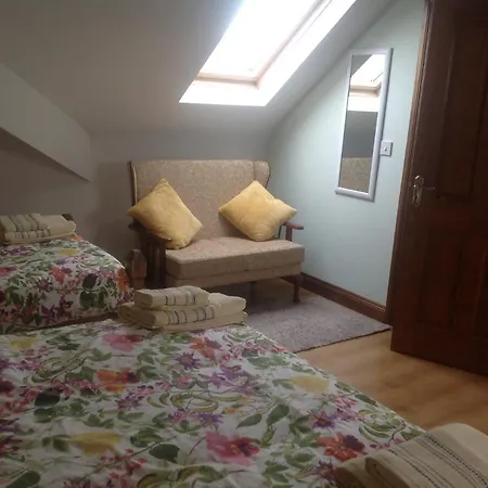 The Rock Equestrian Farm Bed & Breakfast