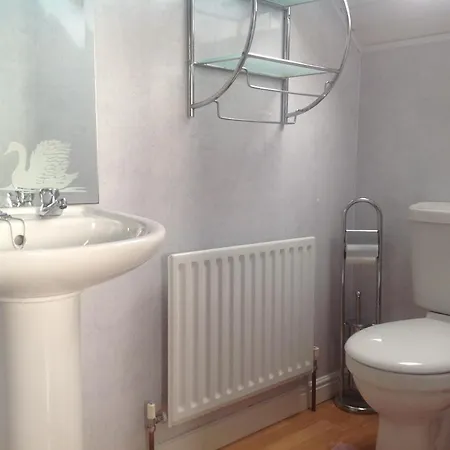 Bed & Breakfast The Rock Equestrian Farm *